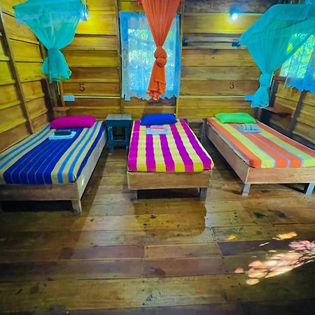 Sigiriya Rastha Hostel Luaran gambar