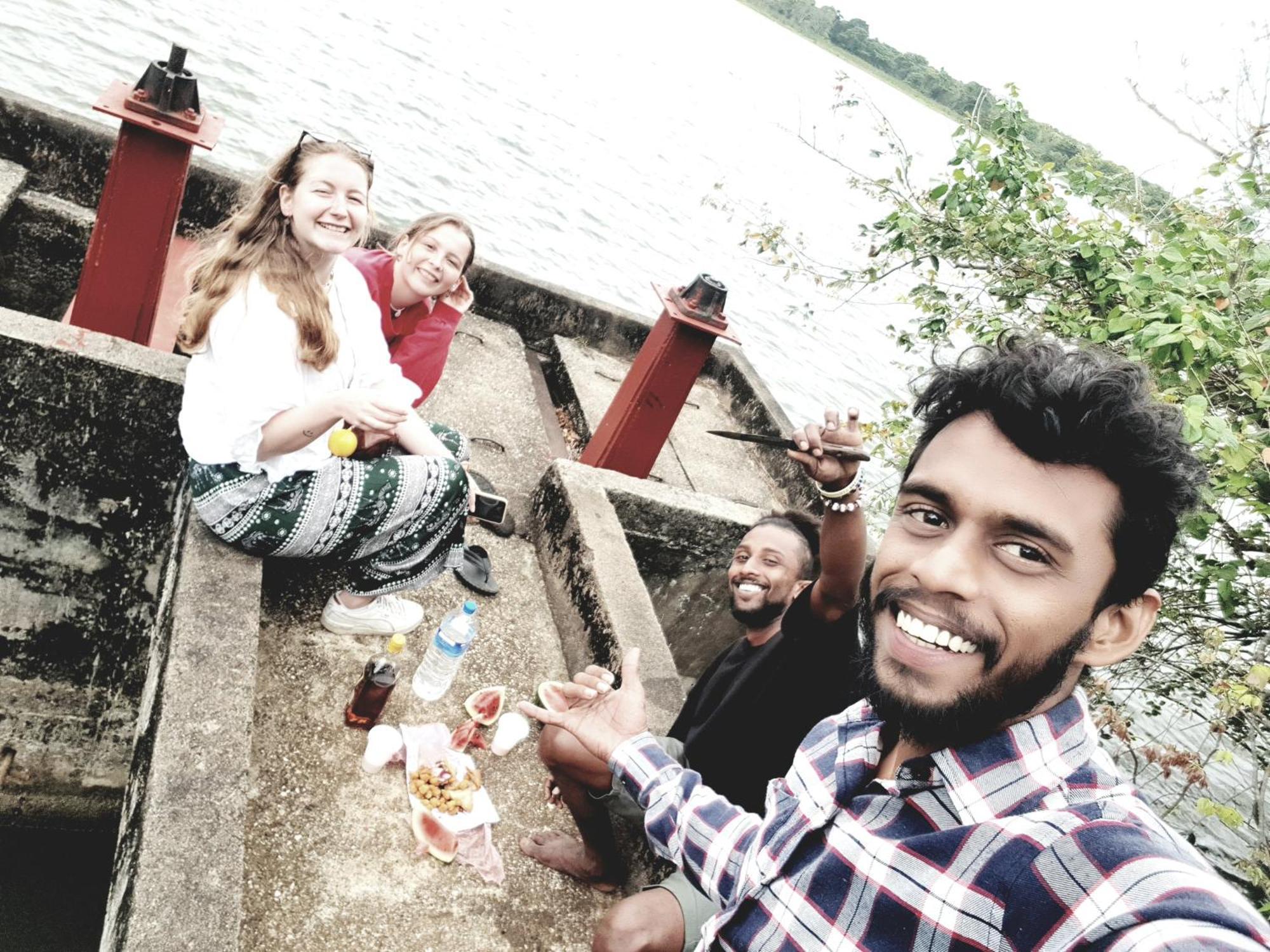 Sigiriya Rastha Hostel Luaran gambar